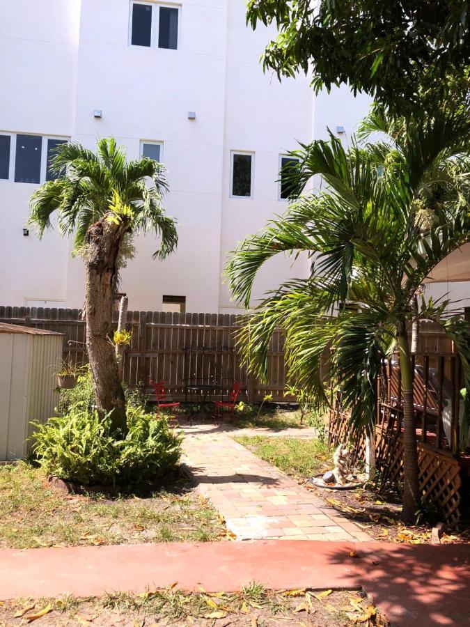 Cozy Room In The Heart Of Little Havana Miami Exterior photo