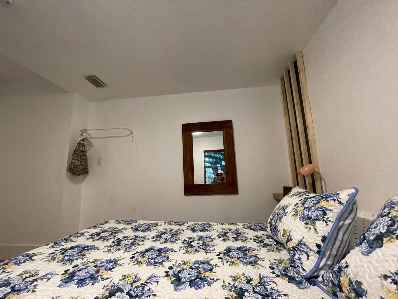 Cozy Room In The Heart Of Little Havana Miami Exterior photo